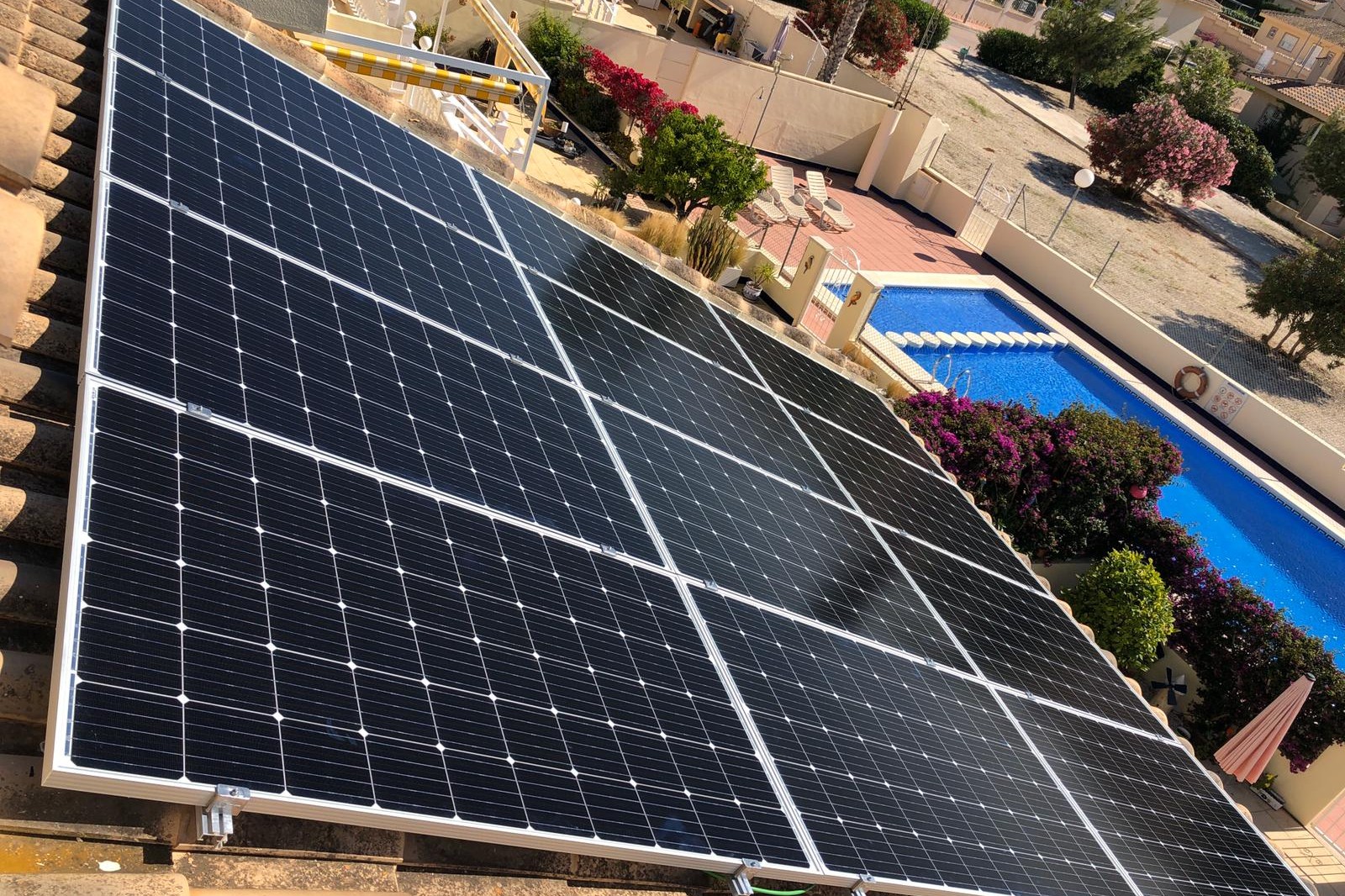 12X 320 wp Zonnepanelen, Benijofar, Alicante