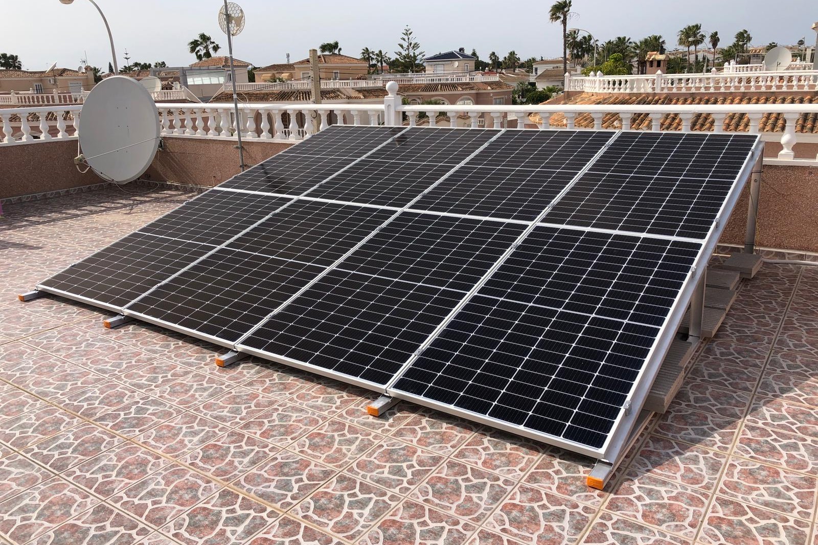8X 380 wp Solar Panels, Torrevieja, Alicante (Grid system)