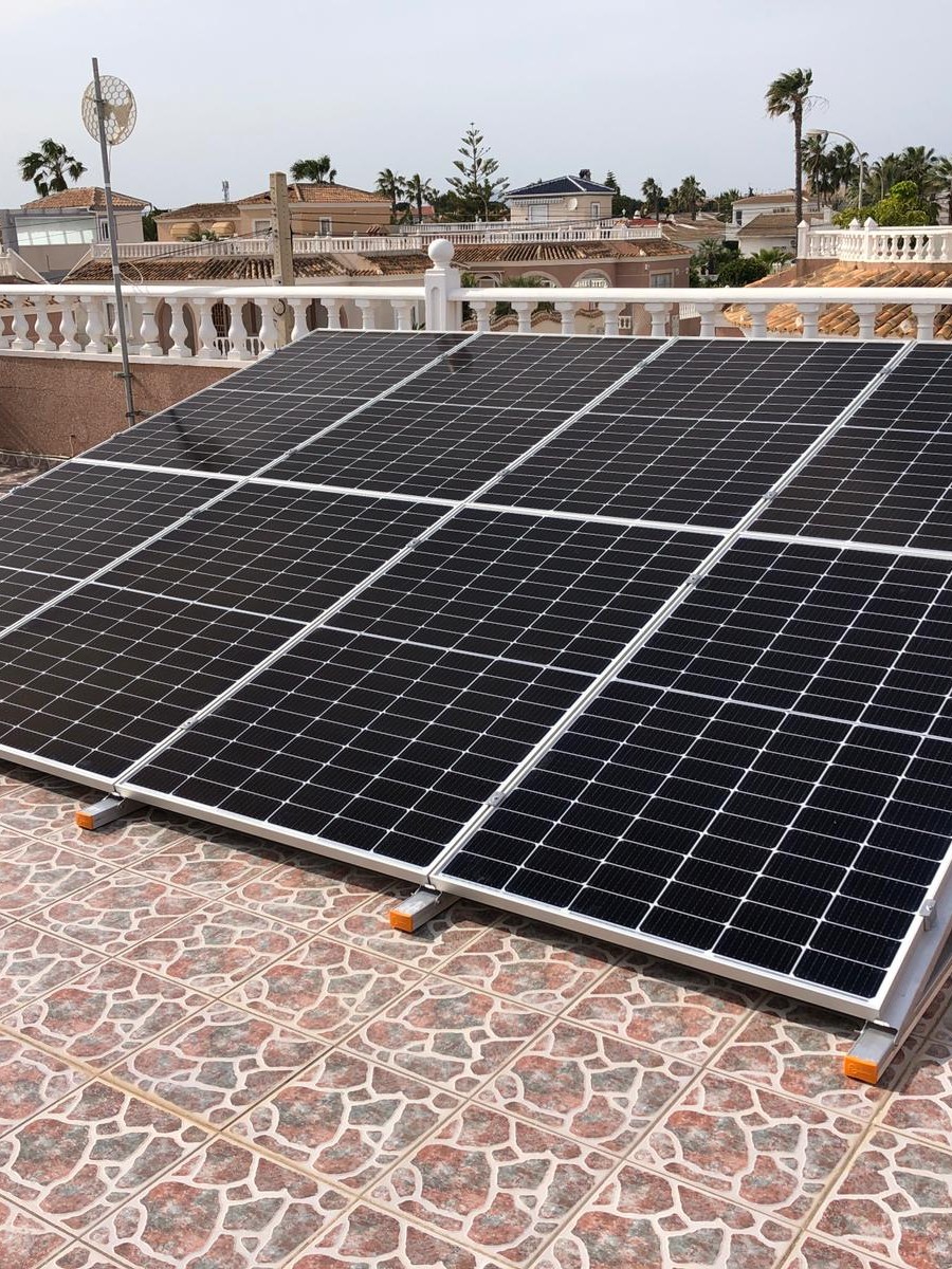 8X 380 wp Paneles Solares, Torrevieja, Alicante (Sistema de red)