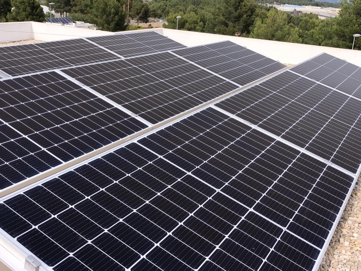 8X 380 wp Paneles Solares, Polop, Alicante (Sistema de red)