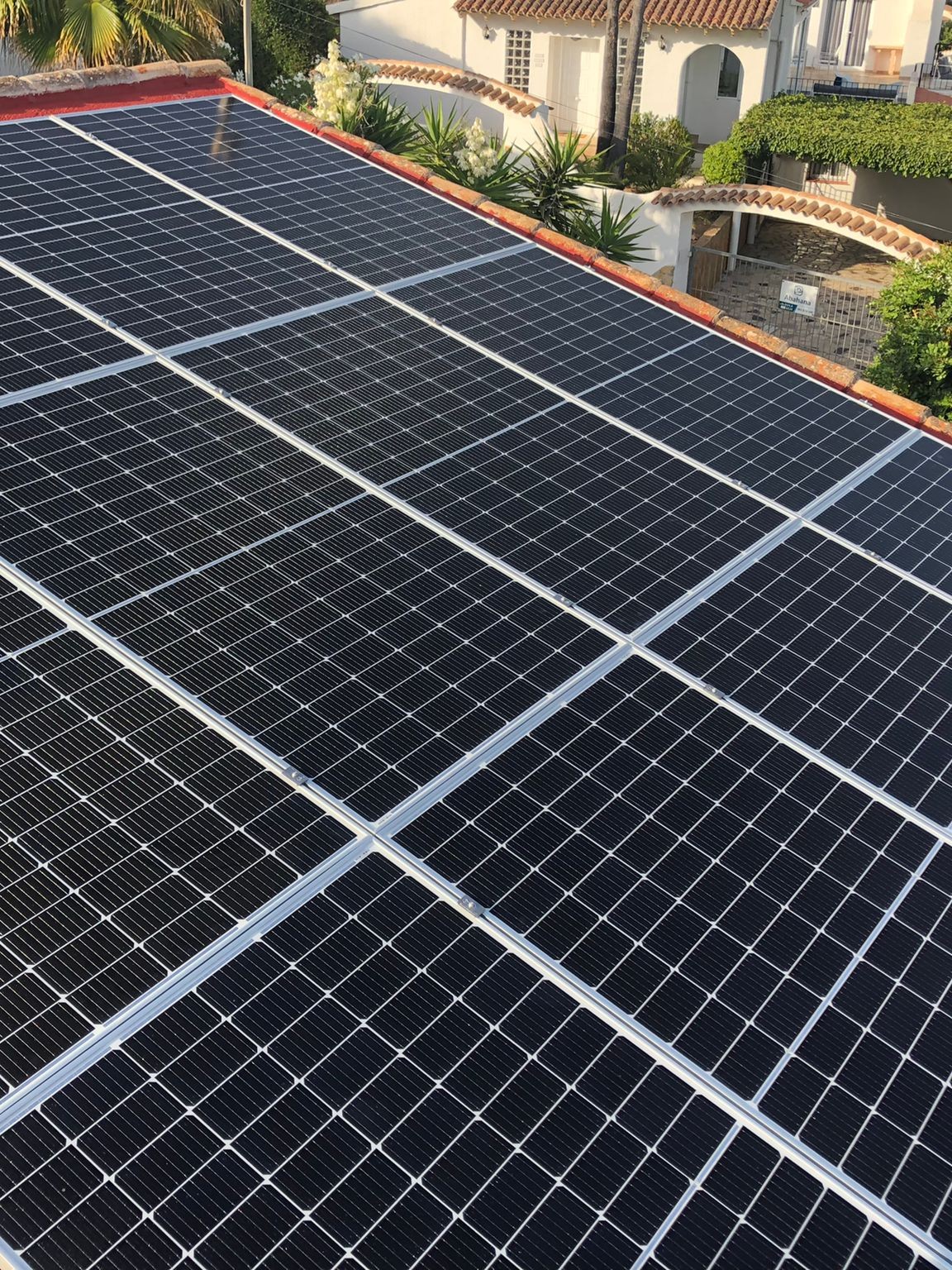 12X 380 wp Paneles Solares, Teulada, Alicante (Sistema de red)