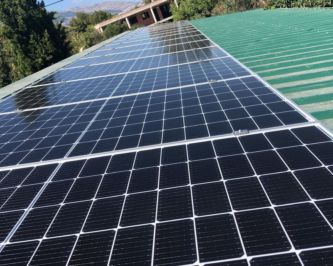 14X 380 wp Solar Panels, Altea, Alicante (Hybrid system)