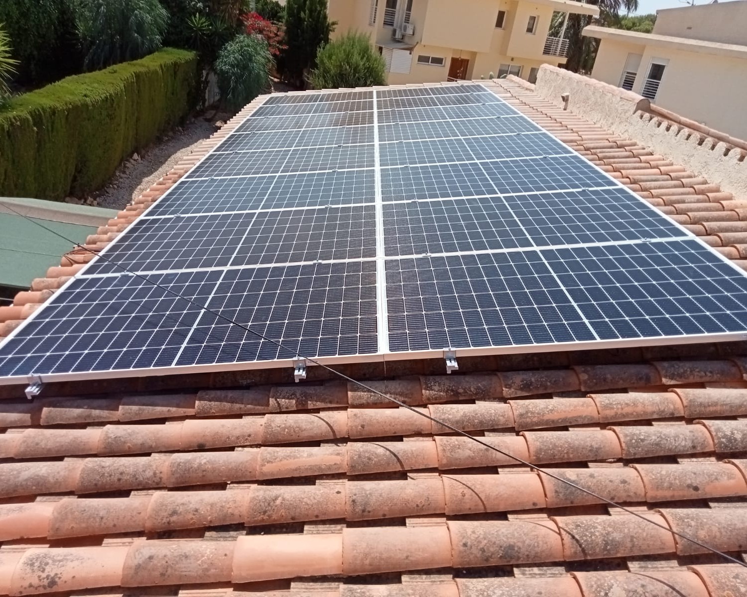 16X 380 wp Solar Panels, Albir, Alicante (Hybrid system)