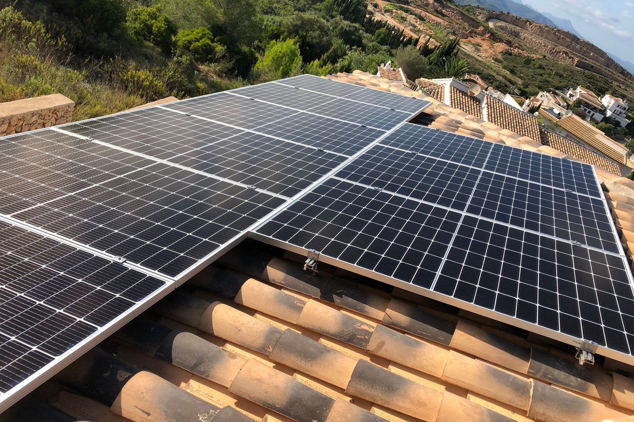 9X 380 wp Solar Panels, El Ràfol dAlmúnia , Alicante (Hybrid system)