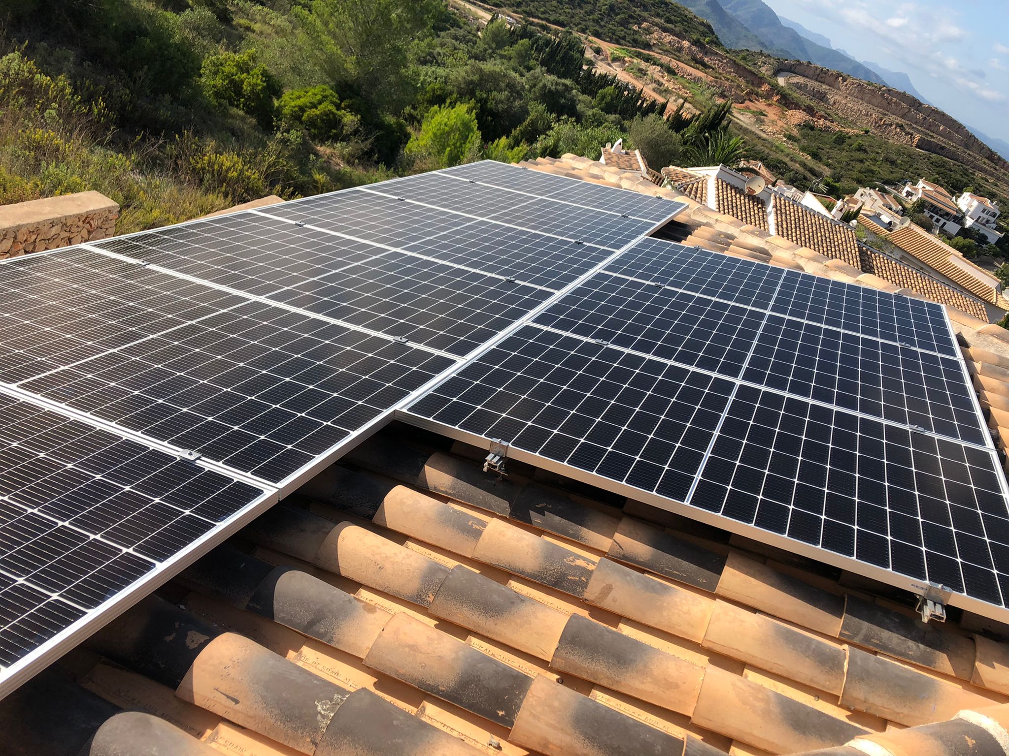 9X 380 wp Solar Panels, El Ràfol dAlmúnia , Alicante (Hybrid system)