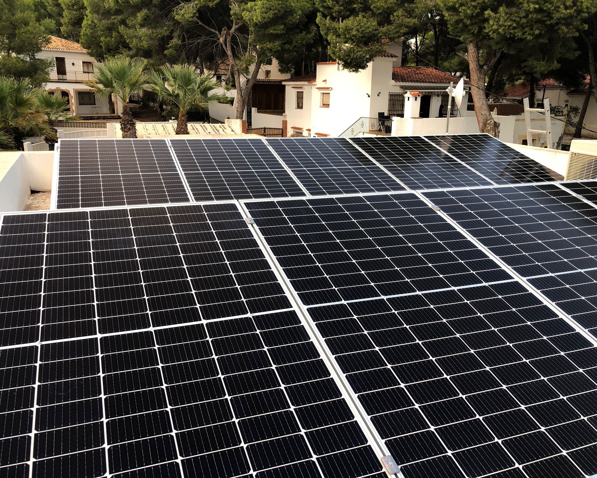 10X 380 wp Solar Panels, Teulada, Alicante (Hybrid system)
