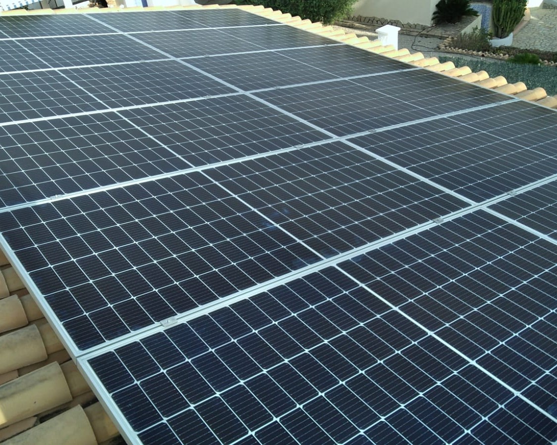 12X 455 wp Solar Panels, Benissa, Alicante (Hybrid system)