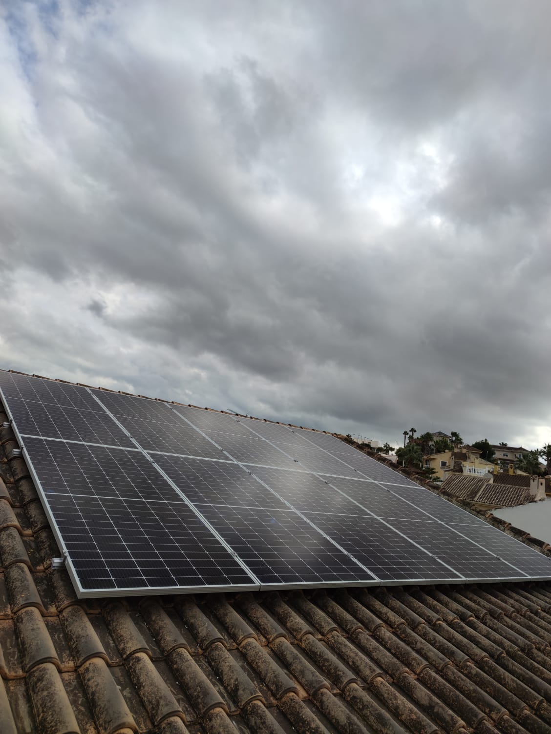 10X 455 wp Paneles Solares, Rojales, Alicante (Sistema híbrido)