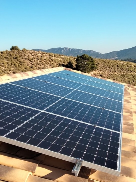 6X 380 wp, Hondón de la Nieves, Alicante (Sistema de red)