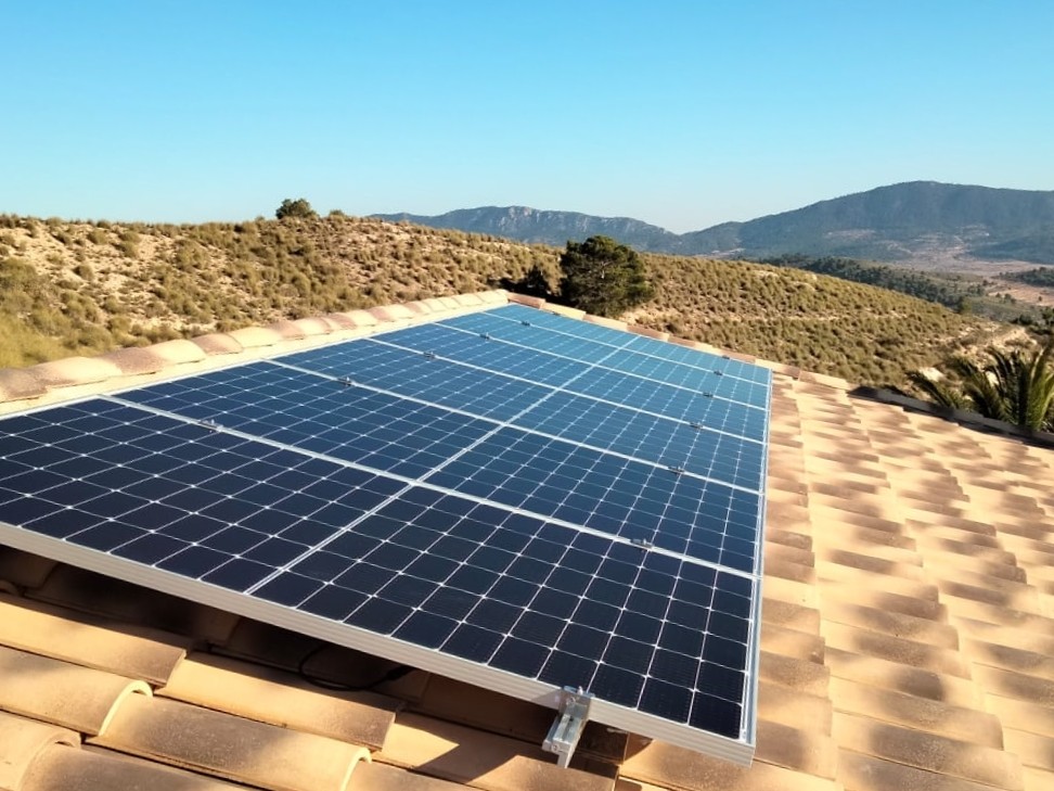 6X 380 wp Solar Panels, Hondón de la Nieves, Alicante (Grid system)