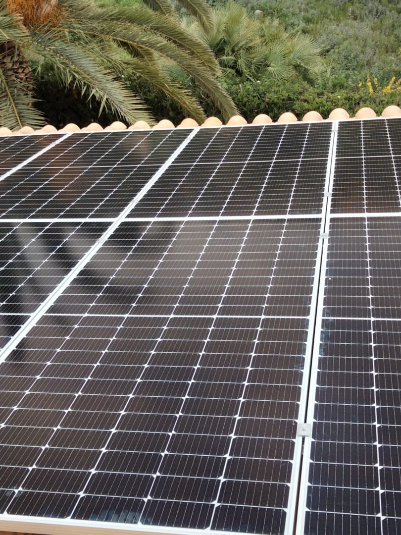 12X 460 wp Paneles Solares, Orihuela Costa, Alicante (Sistema híbrido)
