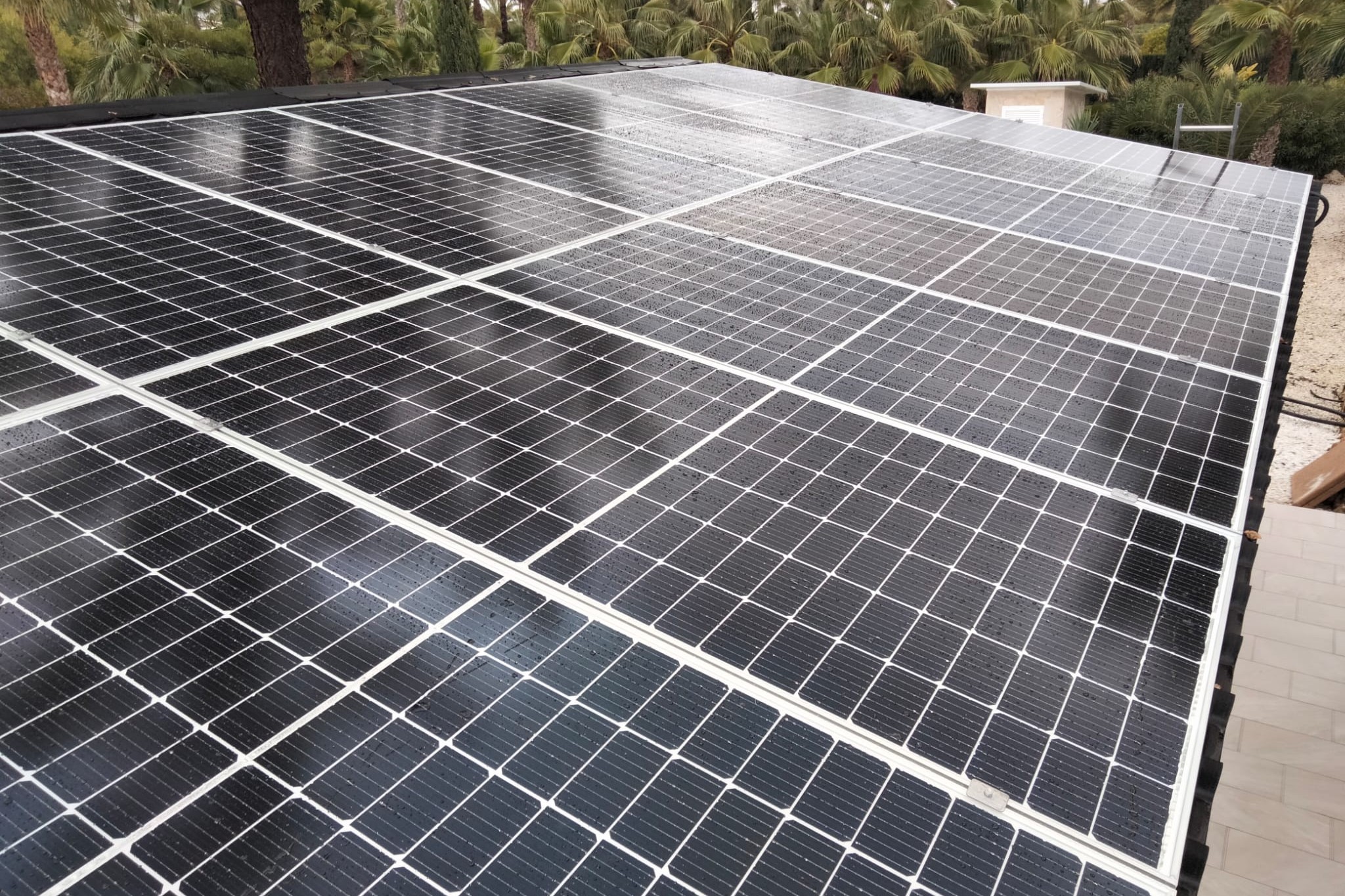 14X 455 wp Zonnepanelen, Daya Vieja, Alicante (hybride systeem)