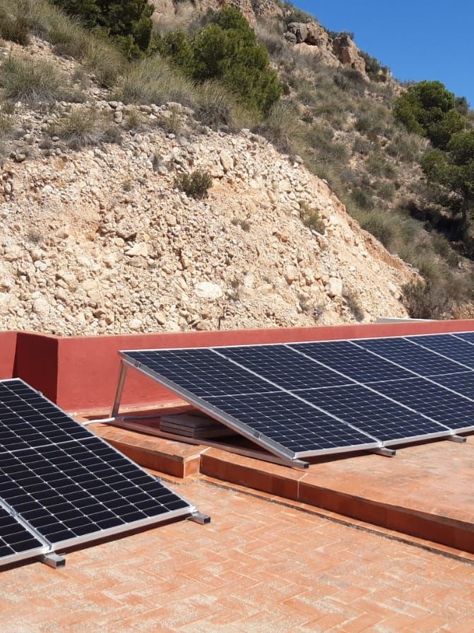 10X 460 wp Zonnepanelen, Crevillente, Alicante (hybride systeem)