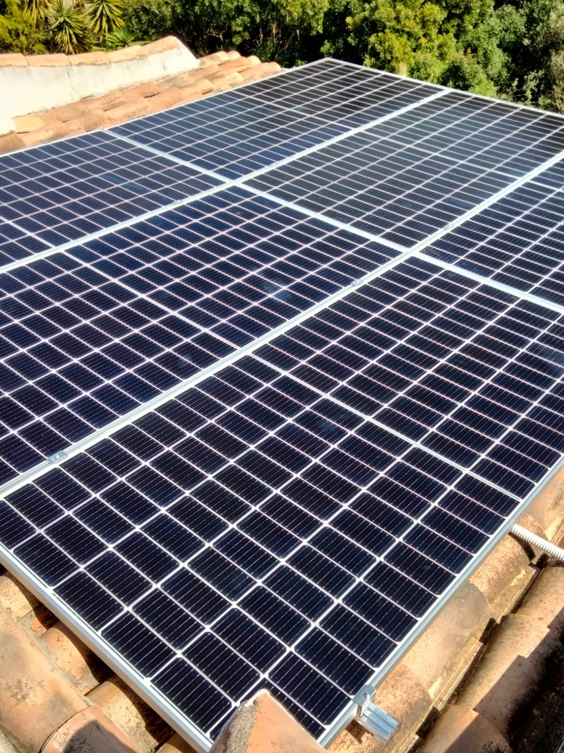 11X 460 wp Paneles Solares, Rafol de Almunia, Alicante (Sistema híbrido)