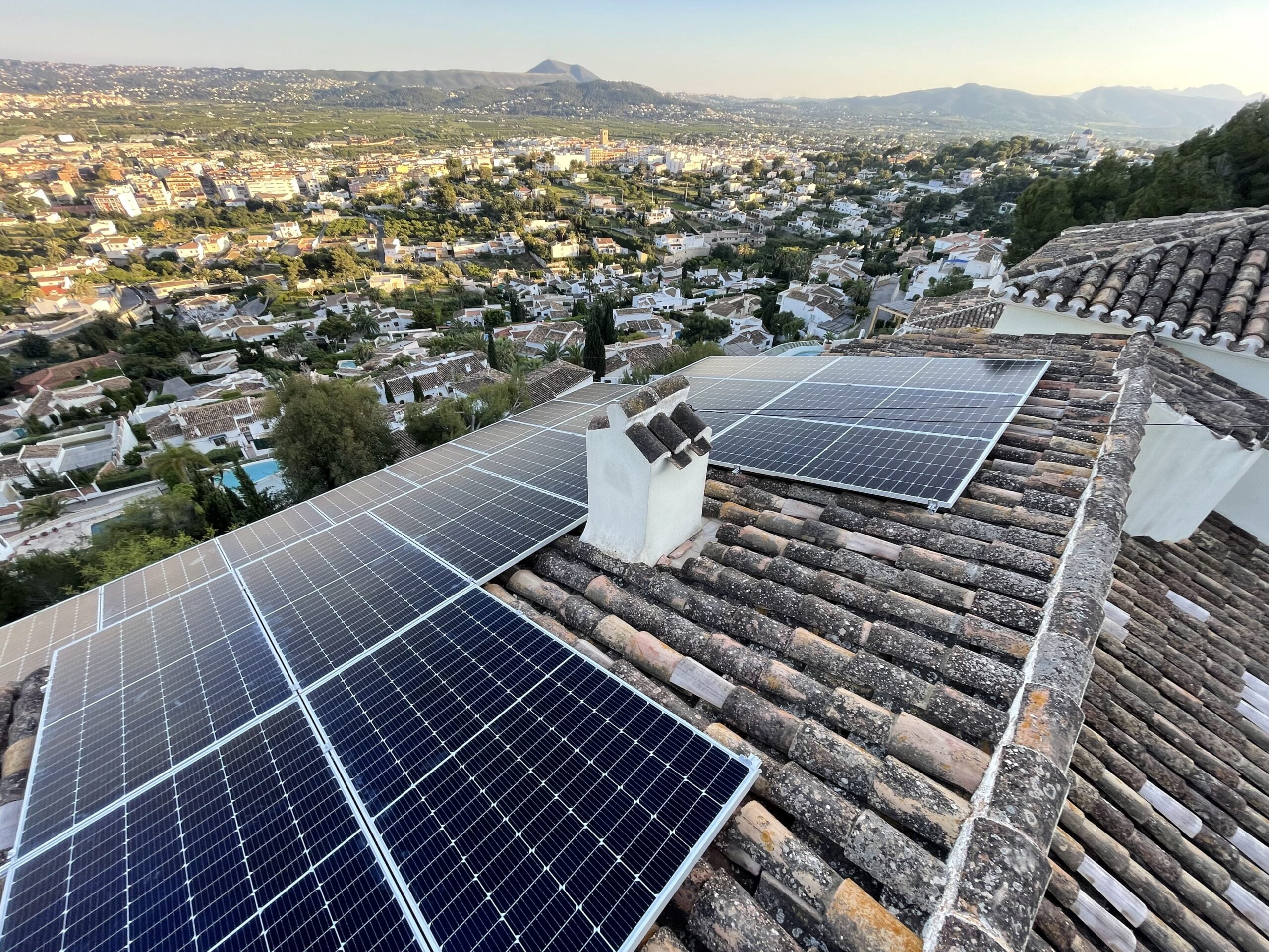 25X 460 wp Solar Panels, Javea, Alicante (Hybrid system)