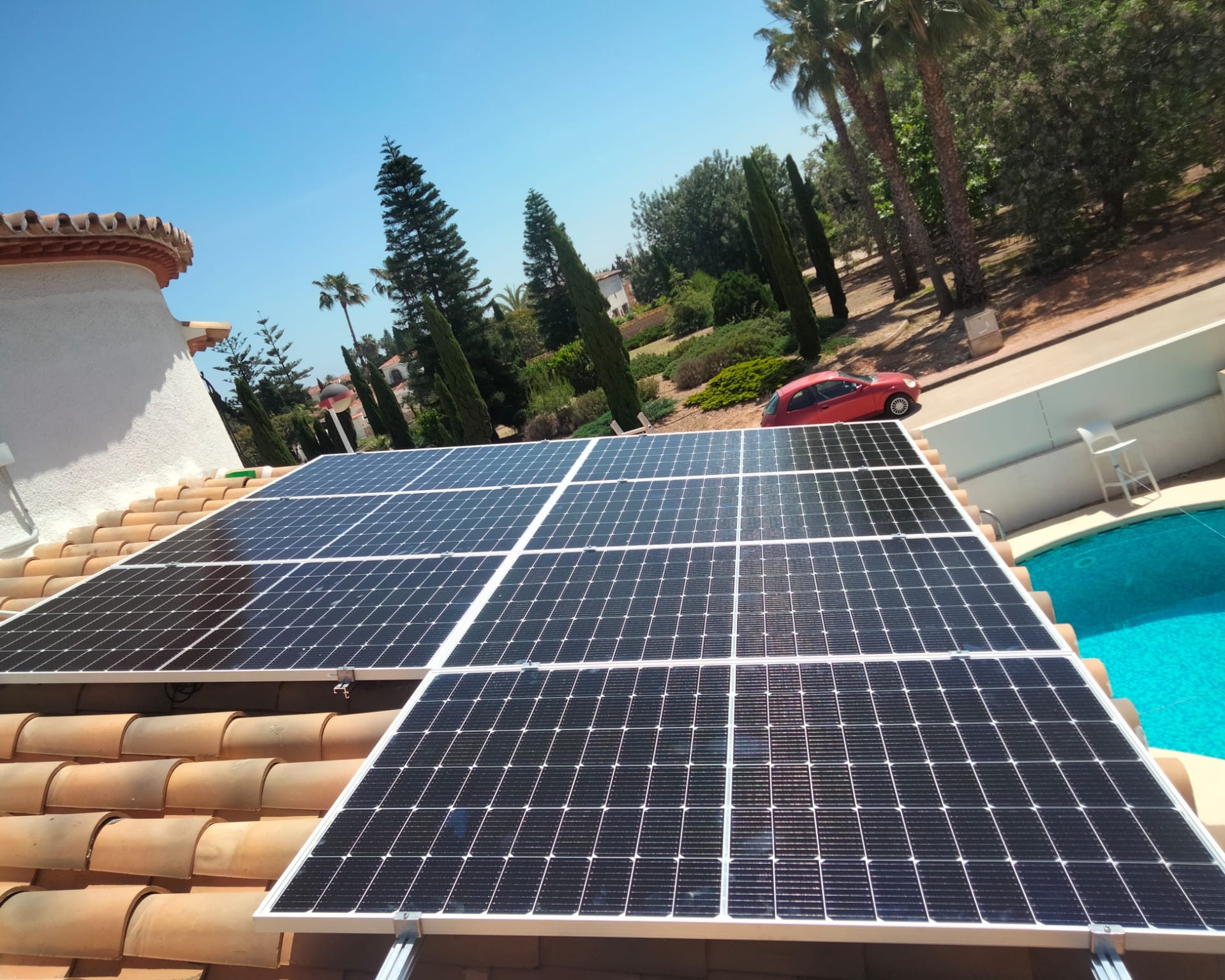 12X 380 wp Solar Panels, Els Poblet, Alicante (Hybrid system)