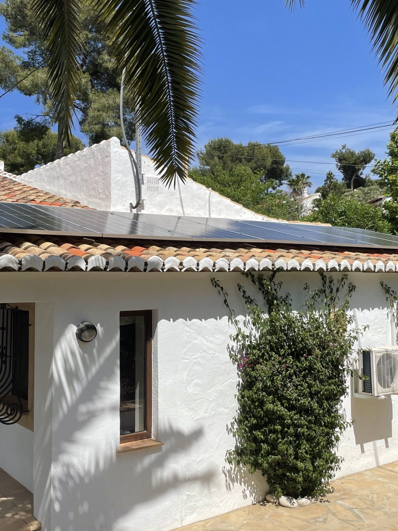 14X 455 wp Solar Panels, Javea, Alicante (Hybrid system)