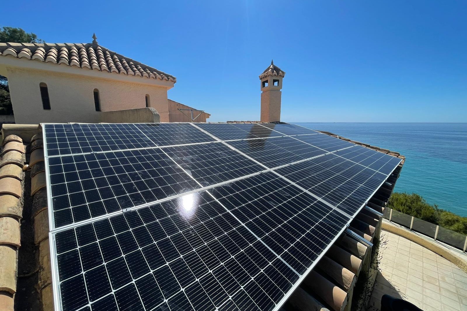 13X 460 wp Zonnepanelen, El Campello, Alicante (Hybride systeem)