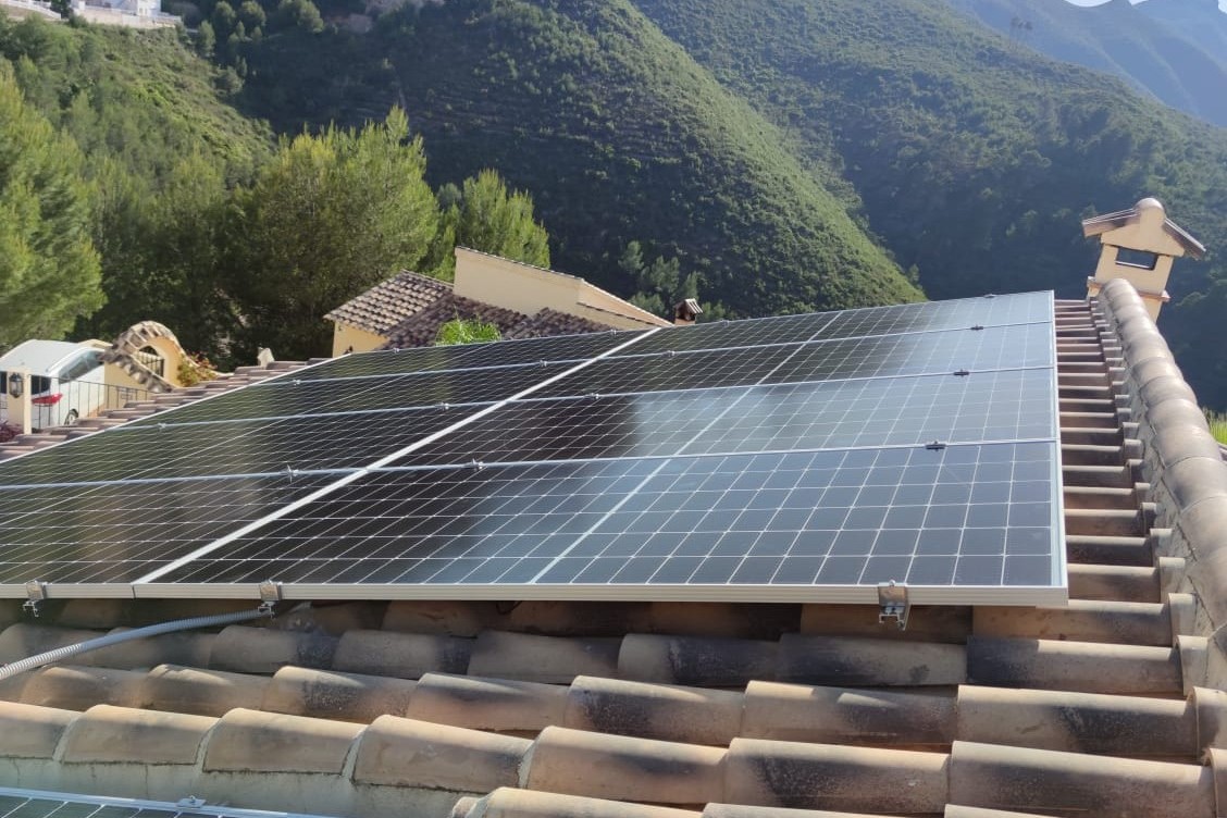 14X 460 wp Solar Panels, Ador, Valencia (Hybrid system)
