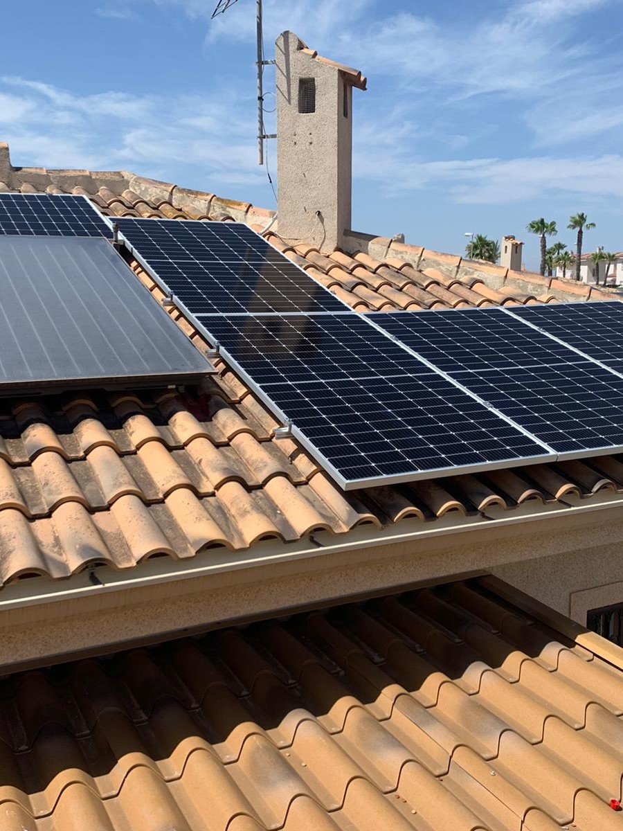 11X 385 wp Solar Panels, Rojales, Alicante (Hybrid system)