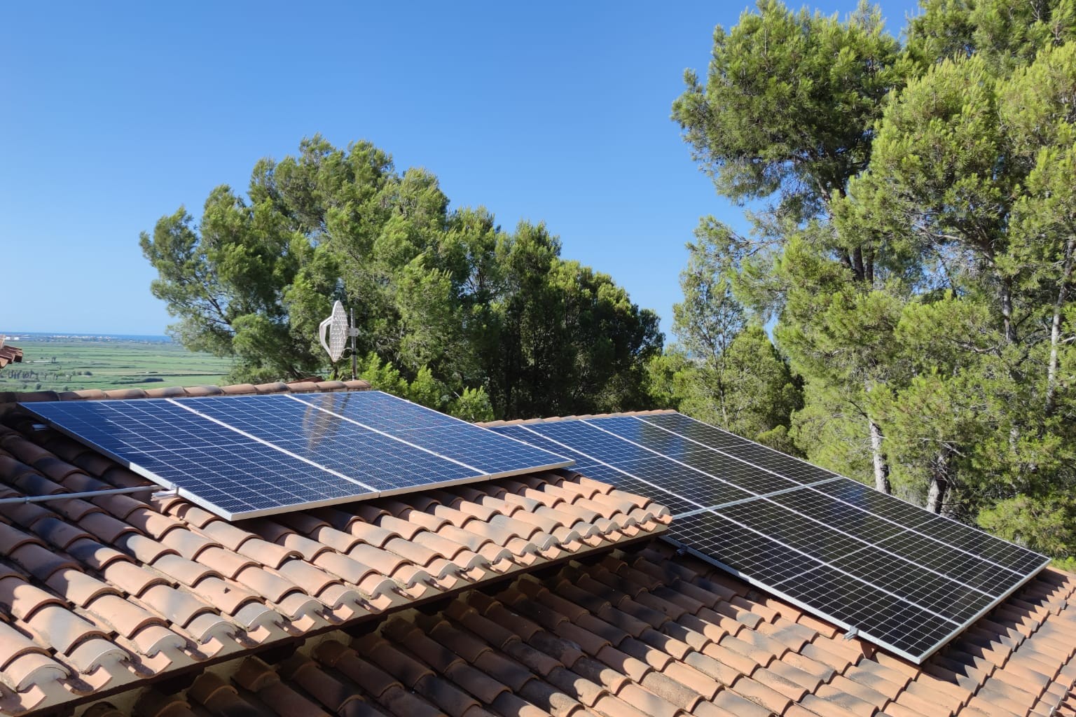 11X 460 wp Paneles Solares, Pego, Alicante (Sistema híbrido)