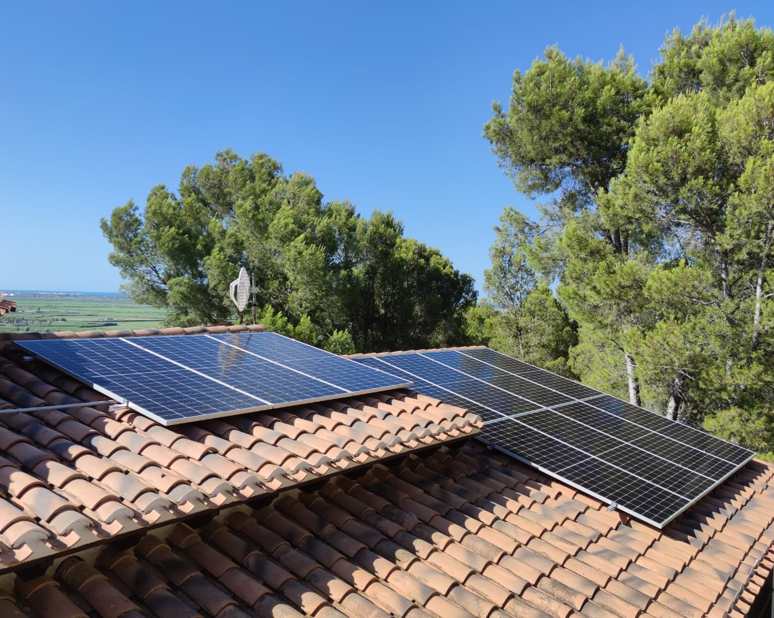 11X 460 wp Solar Panels, Pego, Alicante (Hybrid system)