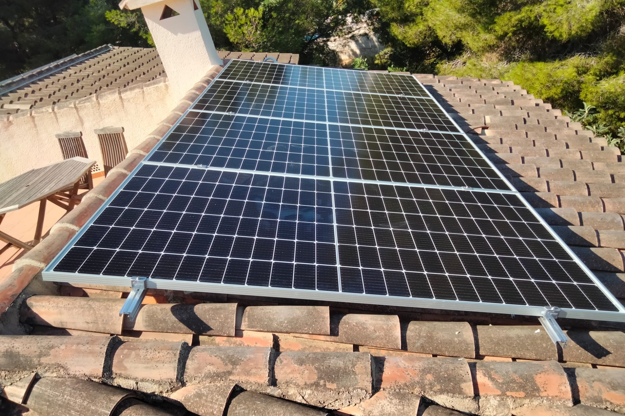 8X 455 wp Zonnepanelen, Benissa, Alicante (Hybride systeem)