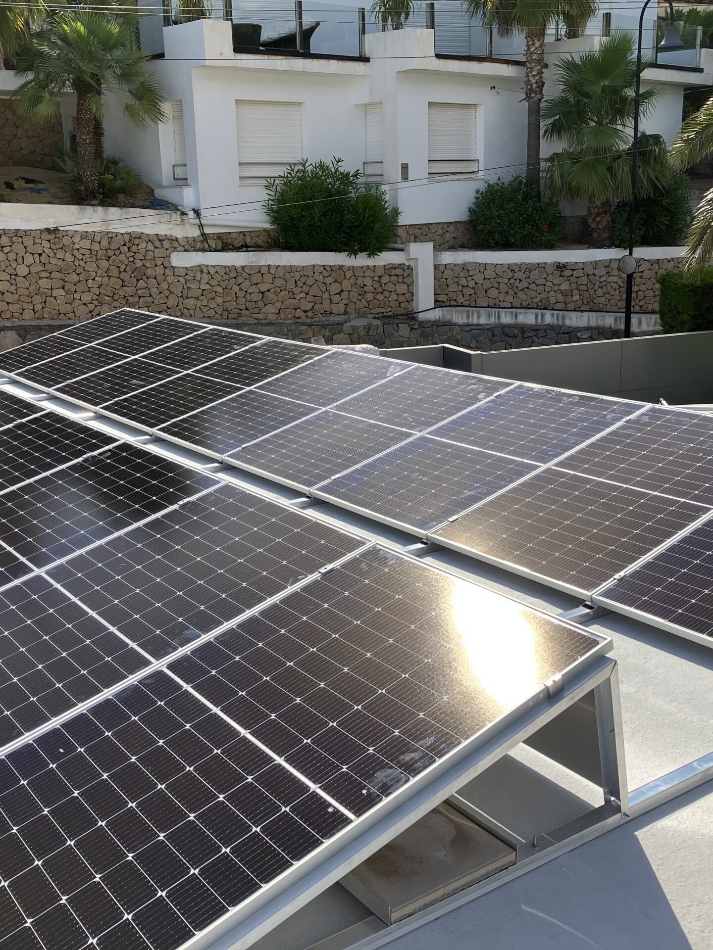 18x 385 wp JA Solar Panels, Altea, Alicante (Hybrid system)