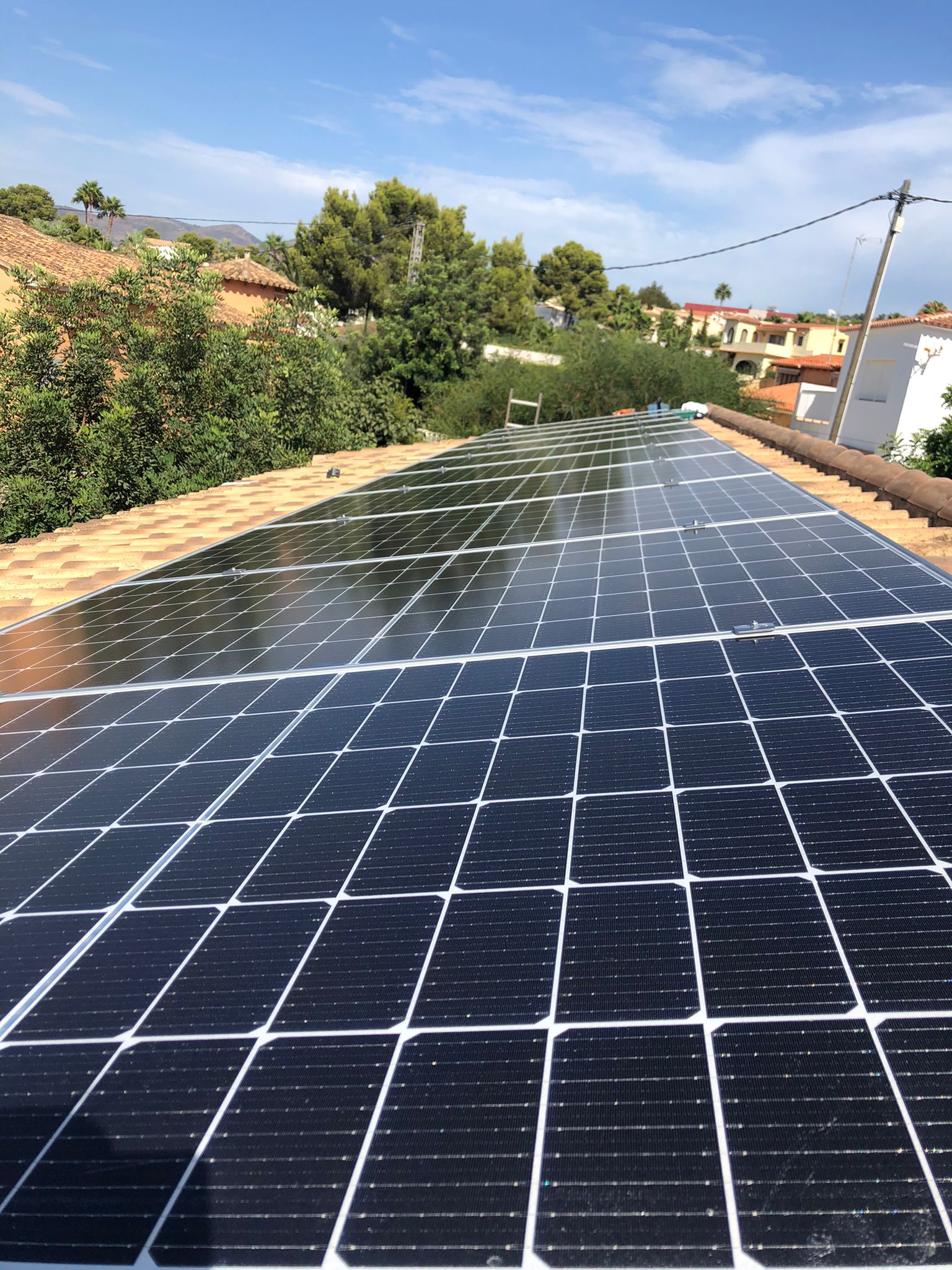 10X 380 wp Solar Panels, Calpe, Alicante (Hybrid system)