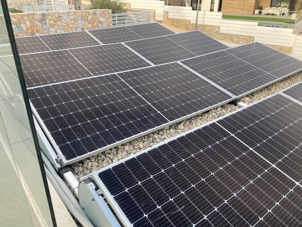 14X 465 wp Zonnepanelen, Finestrat, Alicante (Hybride systeem)